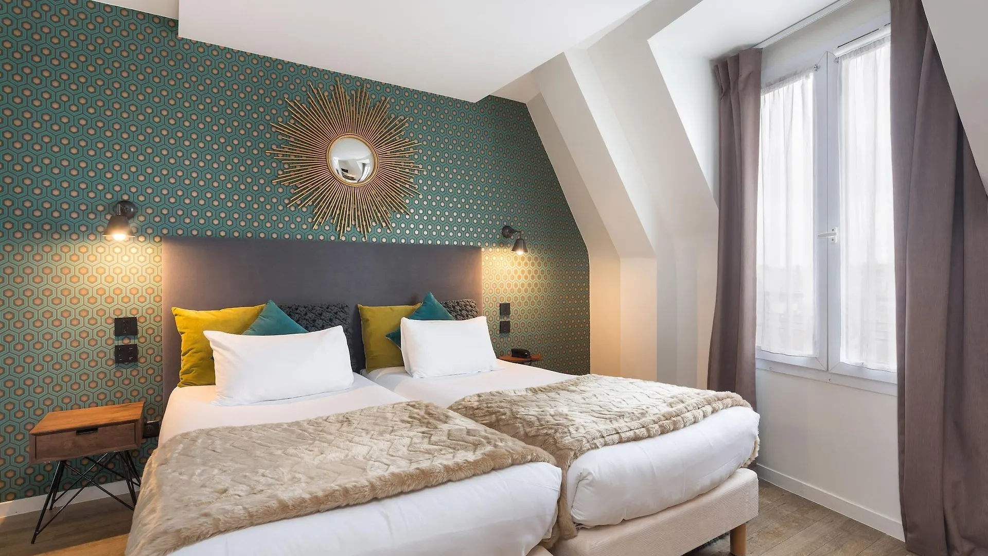 ***  Hotel Ohm By Happyculture Paris France