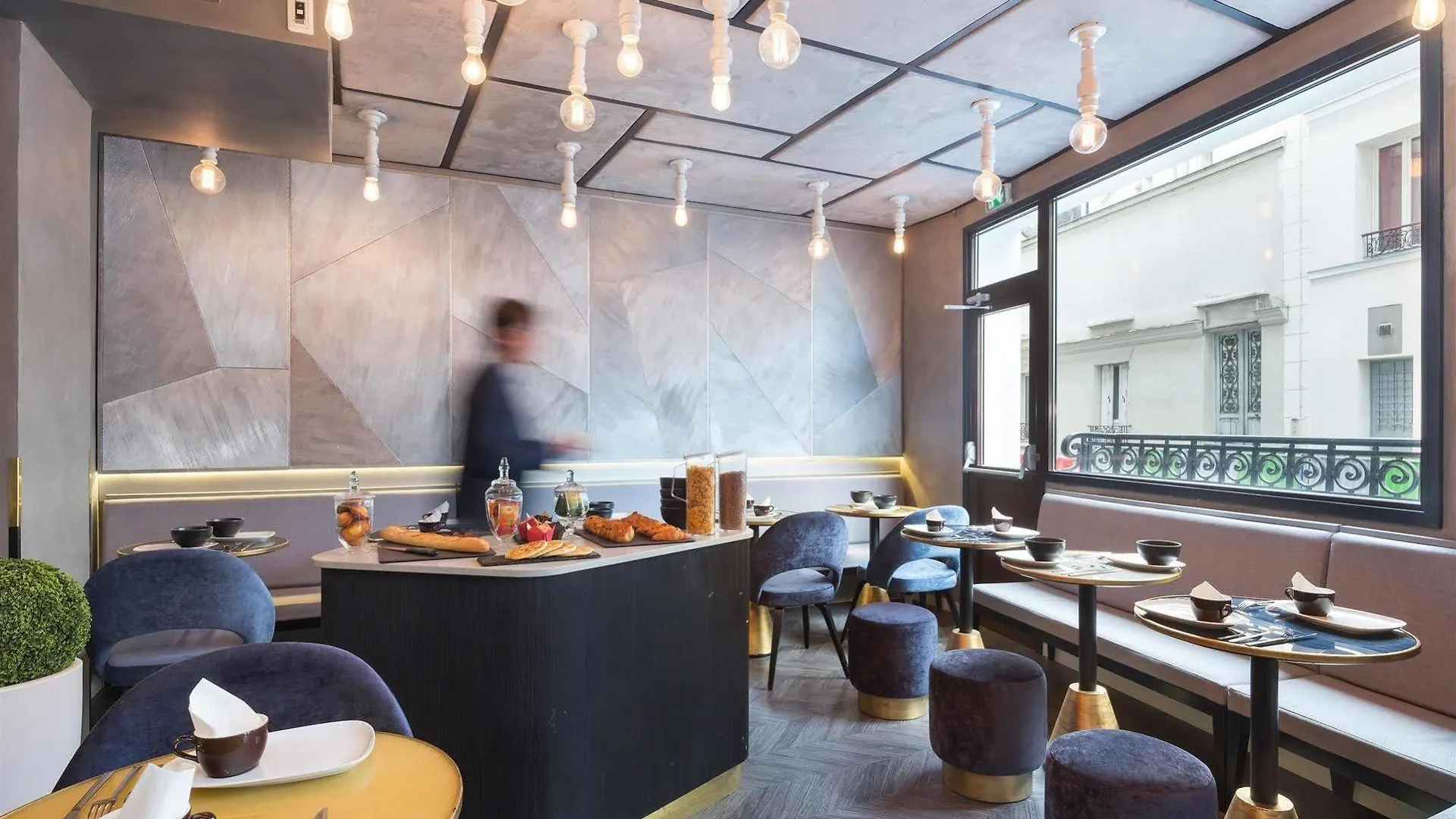 Hotel Ohm By Happyculture Paris France